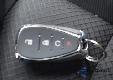 2021 Chevrolet Trailblazer Fwd Rs z USA, uszkodzony, nr VIN KL79MTSL4MB071018